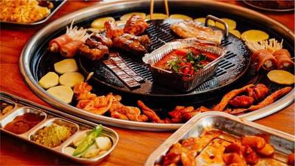 開(kāi)業(yè)即登頂，四個(gè)月狂開(kāi)13店，“肉小哥”如何靠甜品引爆美食江湖？